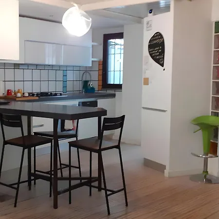 Apartment La Casa Nel Cortile-free Parking